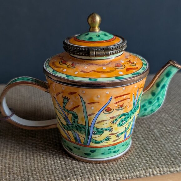 Kelvin Chen Jumping Frogs on Pond Enameled Miniature Teapot with Hinged Lid - Picture 5 of 10